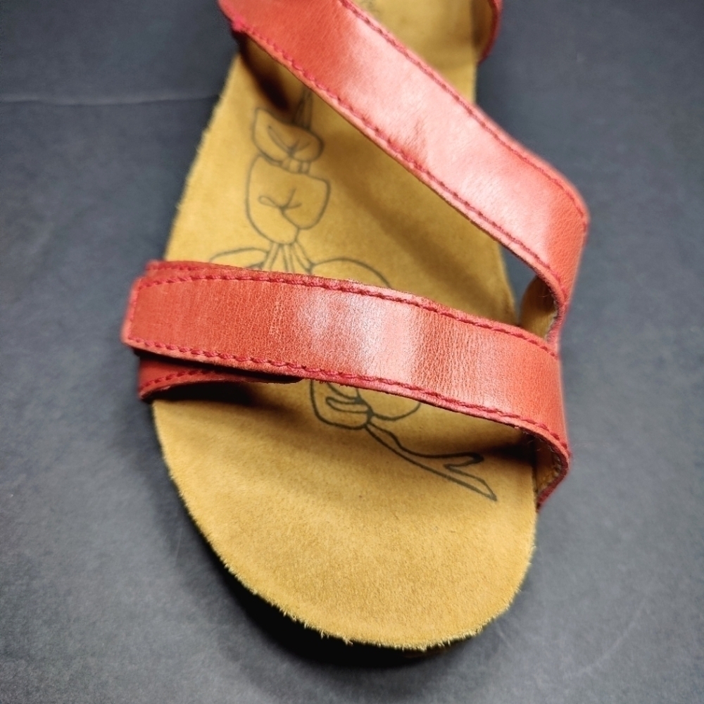 Josef Seibel Women's Tonga 25 Fisherman Red Leather Strappy Sandal Size 7 - 7.5 - Picture 3 of 15
